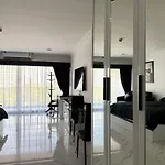 Holiday home Spacious With Balcony - Tw Platinum Suites, Jomtien *