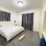 วิลล่า H2 Beach, Near The Terminal Building, Chinese Street, Fengyue Street, Five Bedrooms, Six Bathrooms, Single Pool Villa, Ktv, Pool Table, Convenient Transportation *