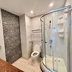 Stylish 1br Sea-view - 2 Balconies - View Talay 1 Jomtien *