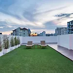 Downtown Oasis 芭提雅市中心独栋泳池别墅 B 5卧6卫 Ktv Bbq 芭提雅海滩步行街500m Pattaya