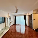 Stylish 1br Sea-view - 2 Balconies - View Talay 1 Jomtien * Pattaya