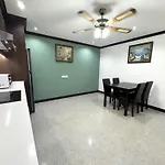Spacious 2br - 3 Balconies Views Holiday home Pattaya