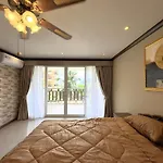 Spacious 2br Corner - Garden View Balcony - Royal Hill *