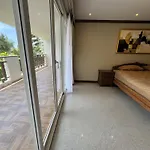 Holiday home Spacious 2br Corner - Garden View Balcony - Royal Hill