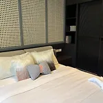 Inara In The Center Of Pattaya-4 Bedrooms 5 Bathrooms-billiards Table And Swimming Pool For A Relaxing วิลล่า