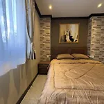 Holiday home Spacious 2br Corner - Garden View Balcony - Royal Hill *