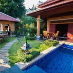 Exclusive Balinese Pool In * Pattaya