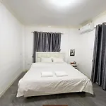H2 Beach, Near The Terminal Building, Chinese Street, Fengyue Street, Five Bedrooms, Six Bathrooms, Single Pool Villa, Ktv, Pool Table, Convenient Transportation *