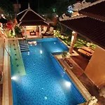 Exclusive Balinese Pool In * Pattaya