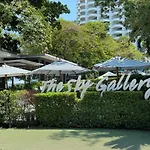3br Pool Access Patumnak Hill * Pattaya