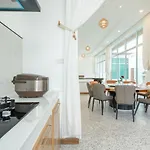 Downtown Oasis 芭提雅市中心独栋泳池别墅 B 5卧6卫 Ktv Bbq 芭提雅海滩步行街500m Villa *
