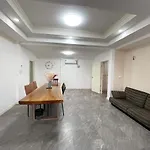 H2 Beach, Near The Terminal Building, Chinese Street, Fengyue Street, Five Bedrooms, Six Bathrooms, Single Pool Villa, Ktv, Pool Table, Convenient Transportation วิลล่า *