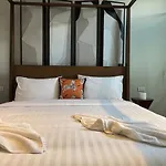 วิลล่า Inara In The Center Of Pattaya-4 Bedrooms 5 Bathrooms-billiards Table And Swimming Pool For A Relaxing