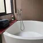 Inara In The Center Of Pattaya-4 Bedrooms 5 Bathrooms-billiards Table And Swimming Pool For A Relaxing Pattaya