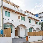 Villa Downtown Oasis 芭提雅市中心独栋泳池别墅 B 5卧6卫 Ktv Bbq 芭提雅海滩步行街500m Pattaya