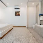 Downtown Oasis 芭提雅市中心独栋泳池别墅 B 5卧6卫 Ktv Bbq 芭提雅海滩步行街500m *