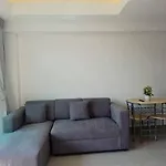 อพาร์ทเม้น 1br Close To *