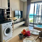 潘多拉酒店公寓一线海景 อพาร์ทเม้น