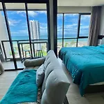 潘多拉酒店公寓一线海景