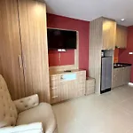 Cozy Studio With Balcony - Pratumnak Hill