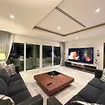 Family 3-br #vn 2, Pratumnak - อพาร์ทเม้น