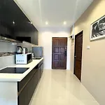 Sea View Studio With Large Balcony At View Talay 5D