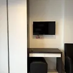 Modern Pool-View Studio With Balcony - Nordic Vip3, Pratumnak Hill