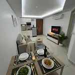 อพาร์ทเม้น Laguna Bay 2 - One Bedroom New Pratumnak *