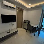 Arcadia Beach Continental