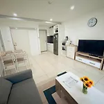 Modern 2br Rooftop Swimming Pool Pratumnak อพาร์ทเม้น