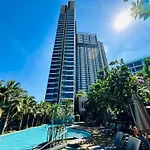 Unixx 2 Bedroom Sea View Pattaya