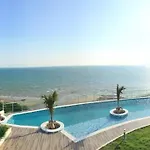 Sands Condominium Luxury One Bedroom 53M2