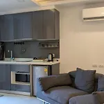 Pattaya Arcadia Beach Continental - Pool Access & Washing Machine
