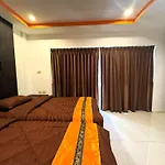 อพาร์ทเม้น Cozy Pool-view With Balcony - New Nordic Vip 3, Pratumnak Pattaya