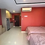Cozy Studio With Balcony - Pratumnak Hill