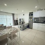 Cozy 2br Rooftop Swimming Pool Pratumnak อพาร์ทเม้น *