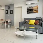 Cozy 2br Rooftop Swimming Pool Pratumnak Pattaya