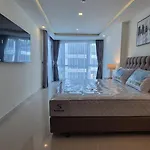 อพาร์ทเม้น Grand Avenue D512