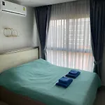 Cozy With Swimming Pool, Gym, Sauna, Great Location, Near Beach, Easy Transport - Guest Friendly
