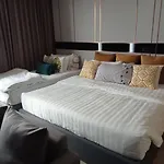 Luxury Sea View 1Br Rooftop Infinity Pool & Gym