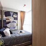 Luxury 2 Bed Sea View - Excellent Location * Pattaya