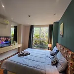อพาร์ทเม้น Adoor Pool - Nna Pattaya