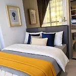 อพาร์ทเม้น 2 Bed Luxury - Front