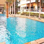 Sea-view With Large Balcony - View Talay 5d Apartment