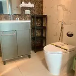 E01 Arcadia Boutique 2-bedroom Apartment, Big Tv, Netflix, Washer & Dryer * Pattaya