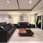 อพาร์ทเม้น Family 3-br #vn 2, Pratumnak - Pattaya