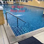 E01 Arcadia Boutique 2-bedroom Apartment, Big Tv, Netflix, Washer & Dryer * Pattaya