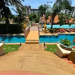 Spacious 2-bedroom Pool-view - Executive 2, Pratumnak * Pattaya