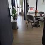 อพาร์ทเม้น The Edge 2026 New Lux 2 Bedroom Sea View