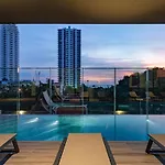 The Panora Pratamnak Luxury Sea View 1 Bdr Flat * Pattaya
